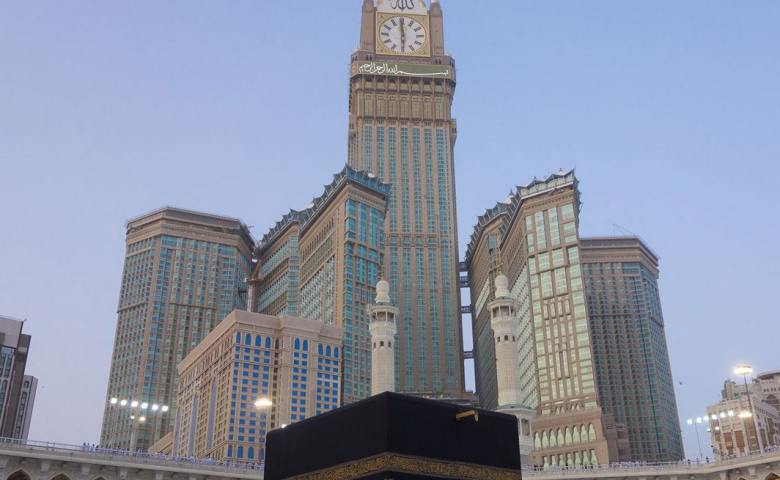 menara abraj al bait
